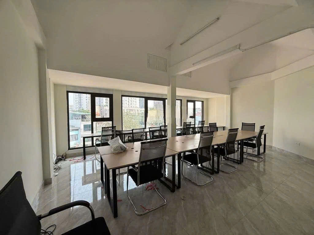 Cho thuê nhà ngõ 115 Định Công 4 tầng x 60m2, làm VP, Thời Trang,  Coffe, 25 Triệu - Ảnh 1